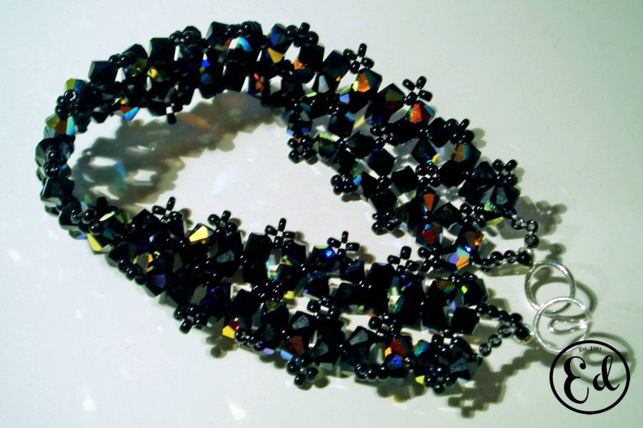Pulsera ENCAJE (Jet AB)